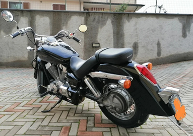 Honda shadow vt750 anno 2004