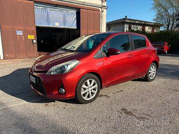 Toyota Yaris III 5 Porte 1.5h Hybrid Telecamera Cl