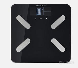 Bilancia pesa persone nera