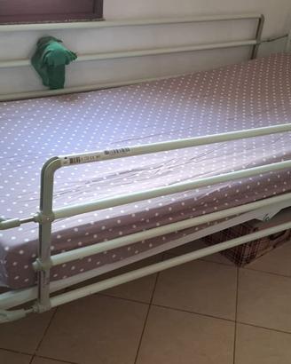 Letto articolato 3 snodi,sponde ribaltabili