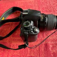 Nikon D3100 + 18-55 f 3.5-5.6 GII ED