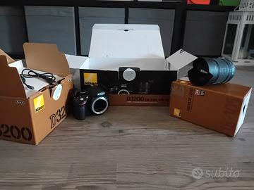 Nikon D3200 + Obiettivo 18-105 VR Kit, come nuova