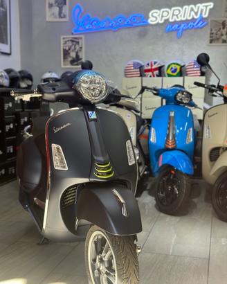 Piaggio GTS 300 Vespa gts 310 super tech 2025 pron