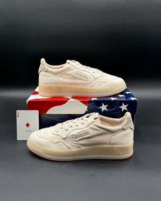 Autry Sneakers Medalist low bianche e panna: 40