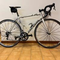 Bicicletta da corsa Cervelo r3