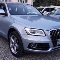AUDI Q5 2.0 TDI Quattro S-tronic S-Line