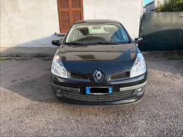 Renault Clio 1.2 16V 5 porte Confort NEOPATENTATI
