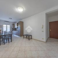 2 LOCALI A GUIDONIA MONTECELIO