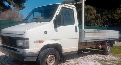 Fiat Ducato 2.5 Diesel cassone