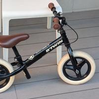 Bicicletta senza pedali btwin stile retro