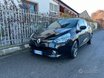 RENAULT Clio 4  1.5 dCi (66 kW / 90 CV) 2012
