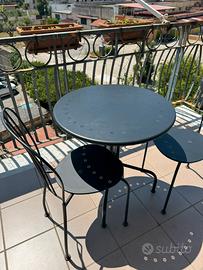 Tavolino per esterno Ikea di ferro