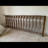 Balaustra in legno massello