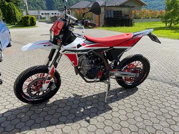 Fantic 125 Motard XMF 2022