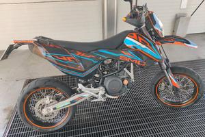 Ktm 690 smc - 2008 akrapovic