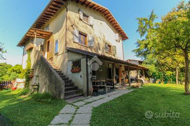 CASA SEMINDIPENDENTE A ROÈ VOLCIANO