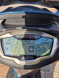 Piaggio Beverly 300 anno 2024