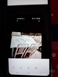 tavolo apribile x 8 persone, più  centro tavolo