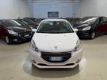 Peugeot 208 PureTech 82 5 porte Allure