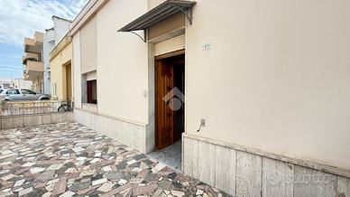 CASA INDIPENDENTE A RACALE