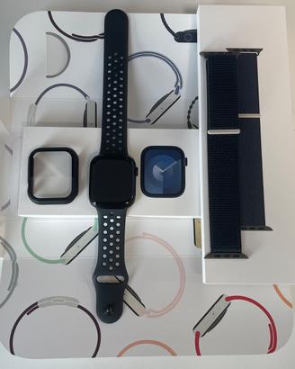 Apple Watch Series 9 GPS 45 mm color mezzanotte