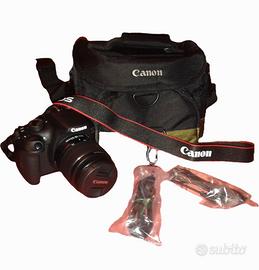 canon EOS 1200d + obiettivo EF-S 18-55mm nera