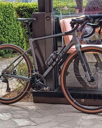 Bicicletta Cube Nuroud Race