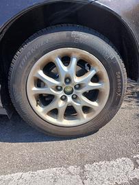 Gomme più cerchi per alfa 147 anno 2000