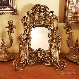Antico Specchio Vittoriano ottone fine 800 kg. 2,2