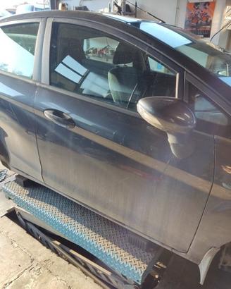 Porta anteriore dx nuda FORD FIESTA del 2009
