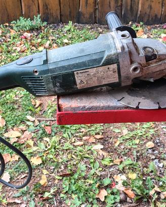 smerigliatrice Metabo