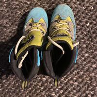 Scarpe Lytos per montagna