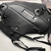 Copriserbatoio e borsa DUCATI PERFORMANCE