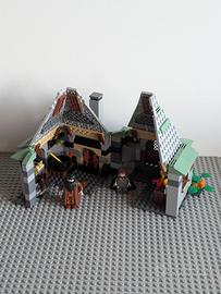 LEGO set 4754 Hagrid's Hut