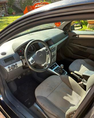 Opel astra 1.7