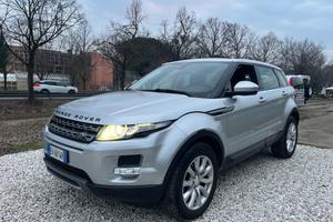 Land Rover Range Evoque 2.2 TD4 5p. Pure