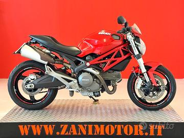 Ducati Monster 696 -2010- SOLO 30000 KM