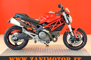 Ducati Monster 696 -2010- SOLO 30000 KM