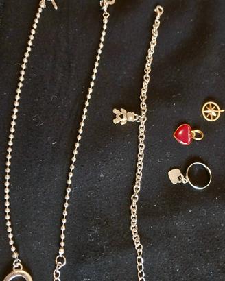  tre braccialetti e charms saldo
