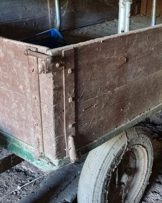 carro per carico con gancio traino