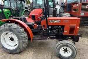 TRATTORE FIAT 570