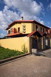 4 LOCALI A VILLASPECIOSA