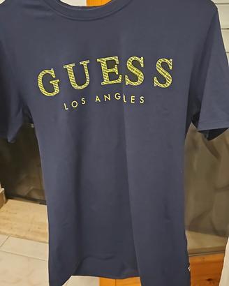 t-shirt Guess Los Angeles Taglia S pari al nuovo