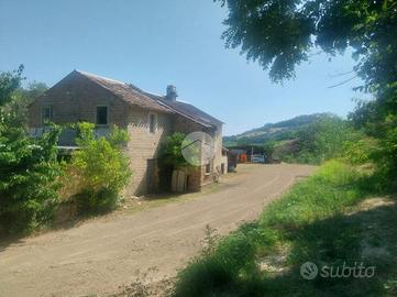 RUSTICO A MONTEFIORE DELL'ASO