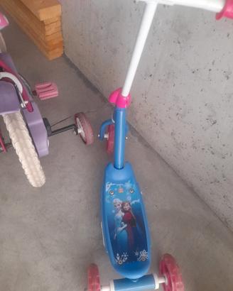 bicicletta e monopattino
