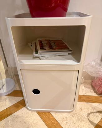 Kartell componibile con sportello
