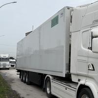 Semirimorchio schmitz frigo 13.60 fna 06-25 2010