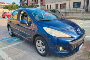 Peugeot 207 1.4 solo 130.000