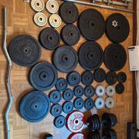 ATTREZZATURA PALESTRA