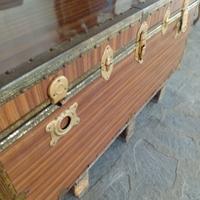 cassone per biancheria antico